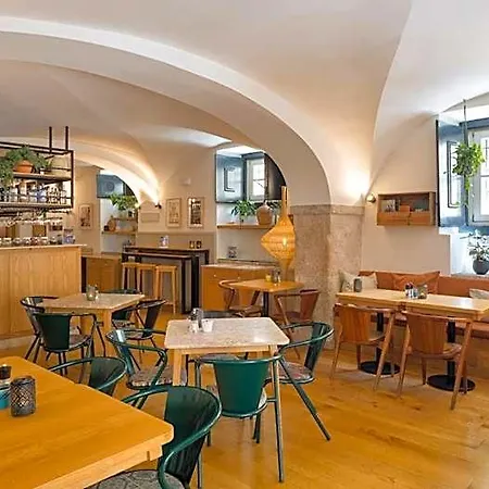 Апарт-готель Martinhal Chiado 5*